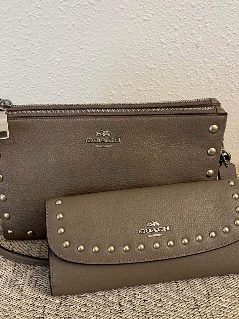 COACH LAYLA Crossbody with Matching Wallet Like New